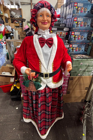 XMAS Dancing <br>Mrs. Clause